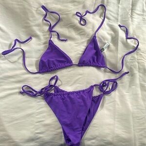 New worn bathing suit, perfect condition! Both the top and bottom are size small